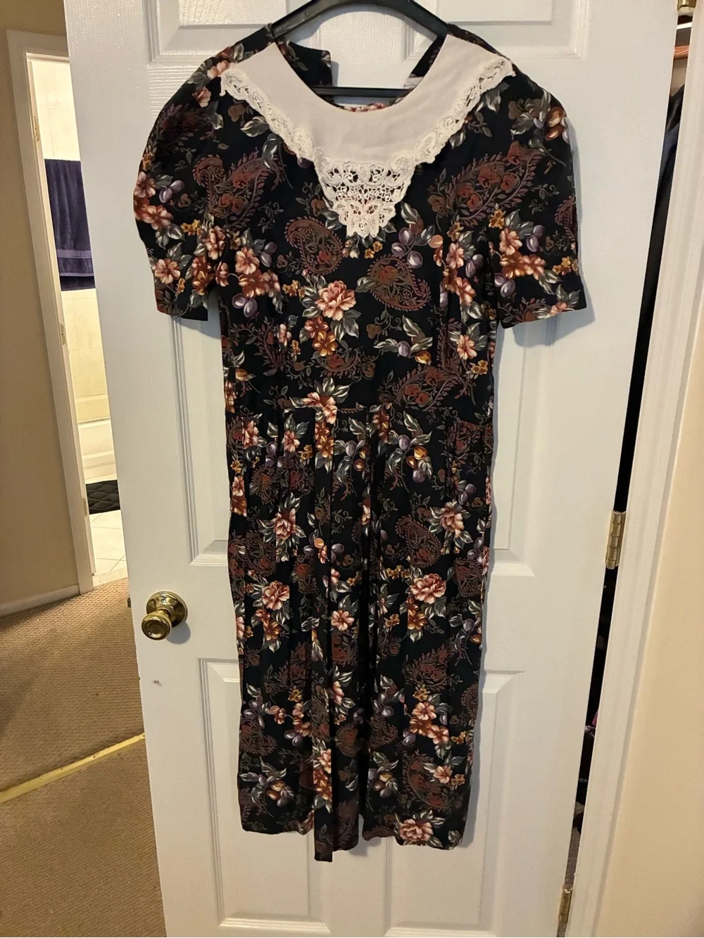Vintage Miss Dorby Floral Midi Dress with Lace Collar | Cottagecore